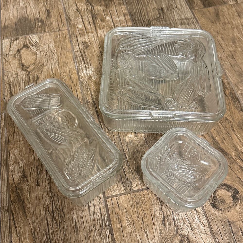 Vintage Federal Glass Ribbed Refrigerator Dish Embossed vegetable set